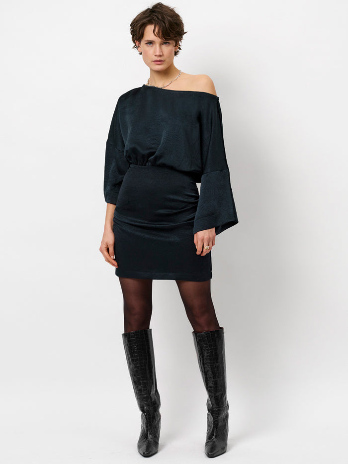 Dante 6 Maven Kimonohihainen Satiinimekko Tummanvihreä