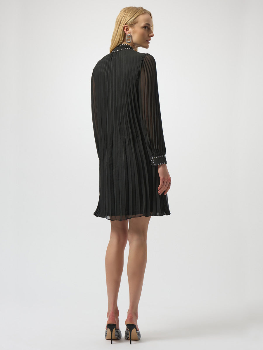 Joseph Ribkoff Pliseerattu Juhlamekko Musta