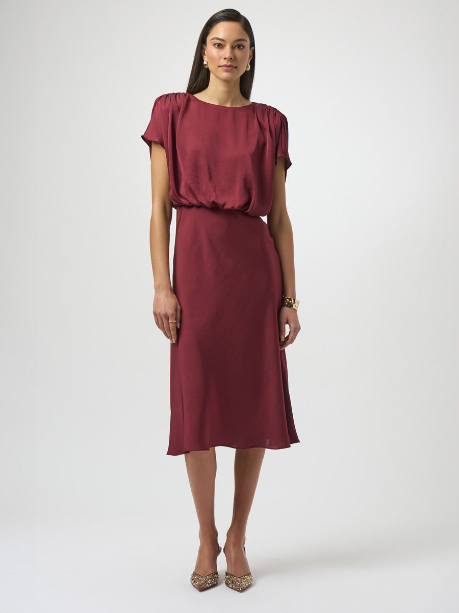 Joseph Ribkoff Satiininen Juhlamekko Viininpunainen