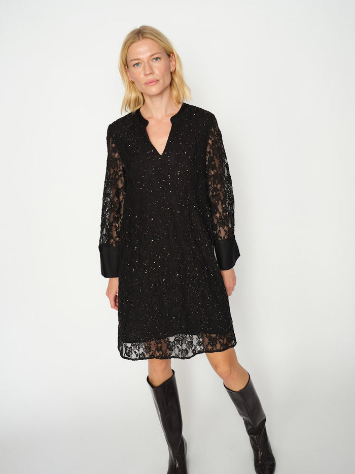 Mos Mosh Yeni Pitsimekko Musta