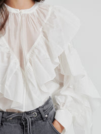 Second Female Fria Röyhelöpusero Luonnonvalkoinen