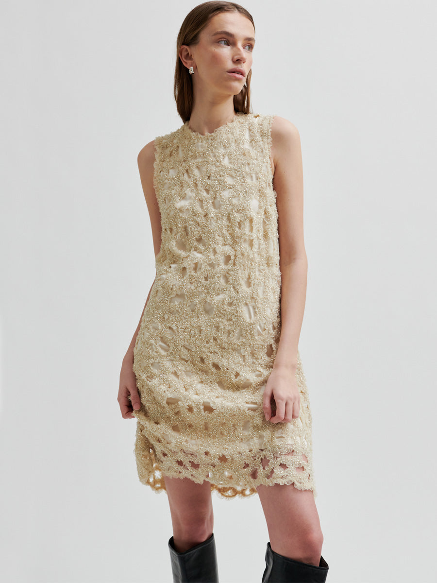 Second Female Gleam Mekko Beige