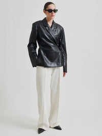 Second Female Seema kietaisubleiseri tekonahka musta