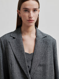 Second Female Waleria Bleiseri Harmaa