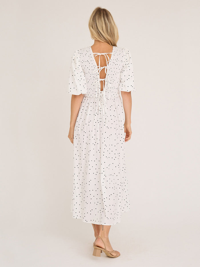 A-VIEW Tabita Pilkullinen Maksimekko Valkoinen