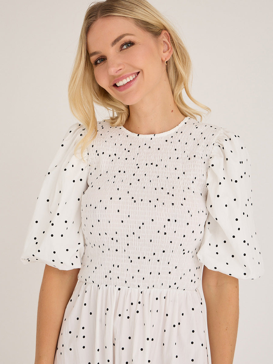 A-VIEW Tabita Pilkullinen Maksimekko Valkoinen