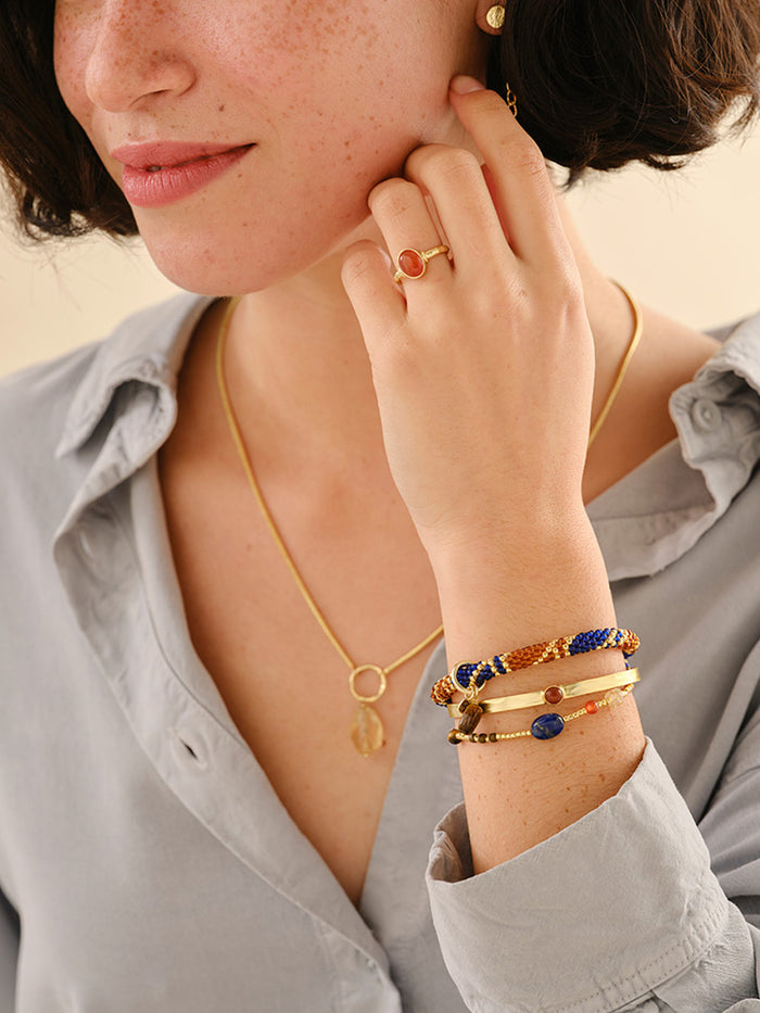 A Beautiful Story Amuse Lapis Lazuli Gemstone Mix Kulta Rannekoru