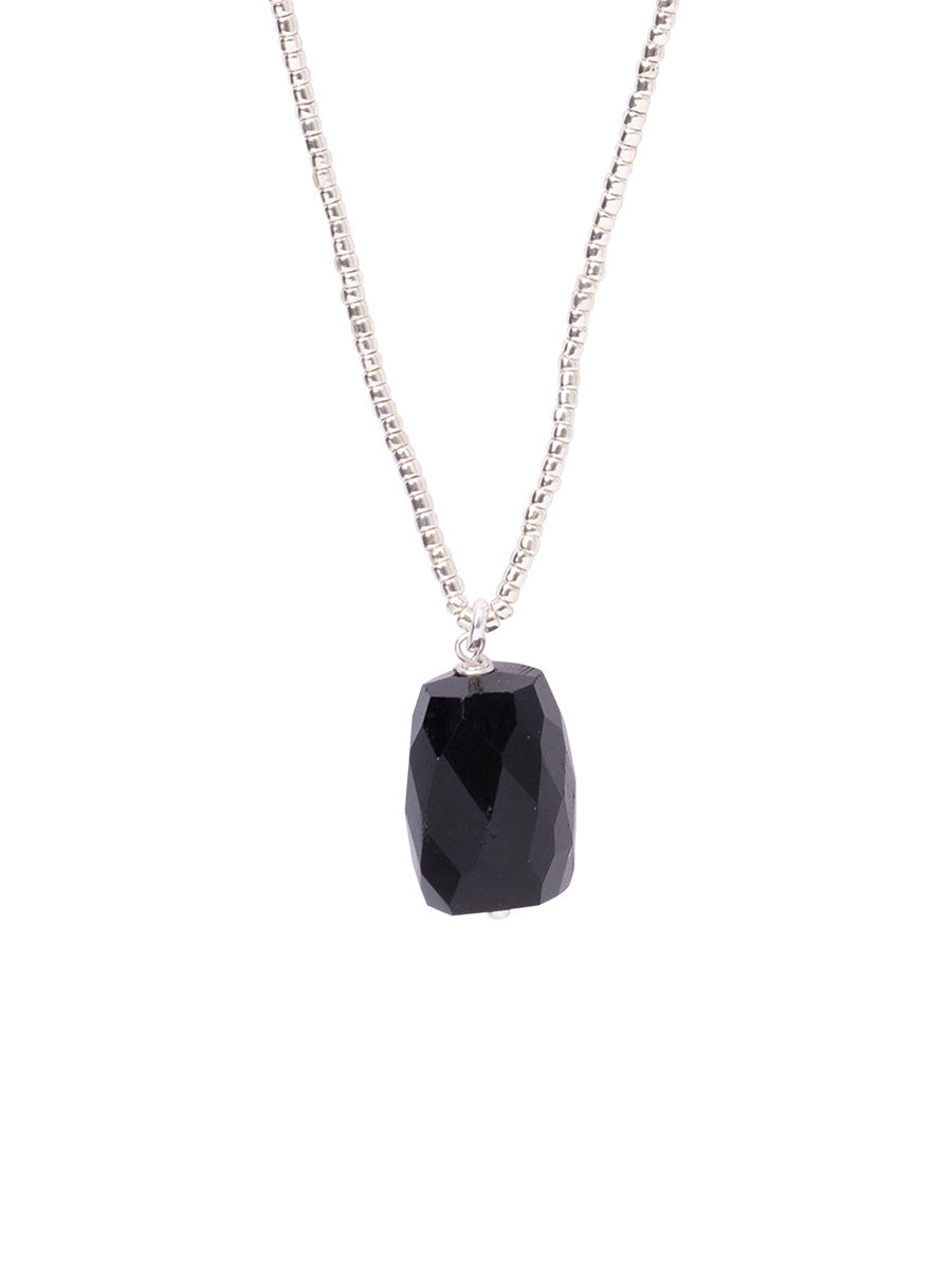 A Beautiful Story Calm Silver Necklace Black Onyx