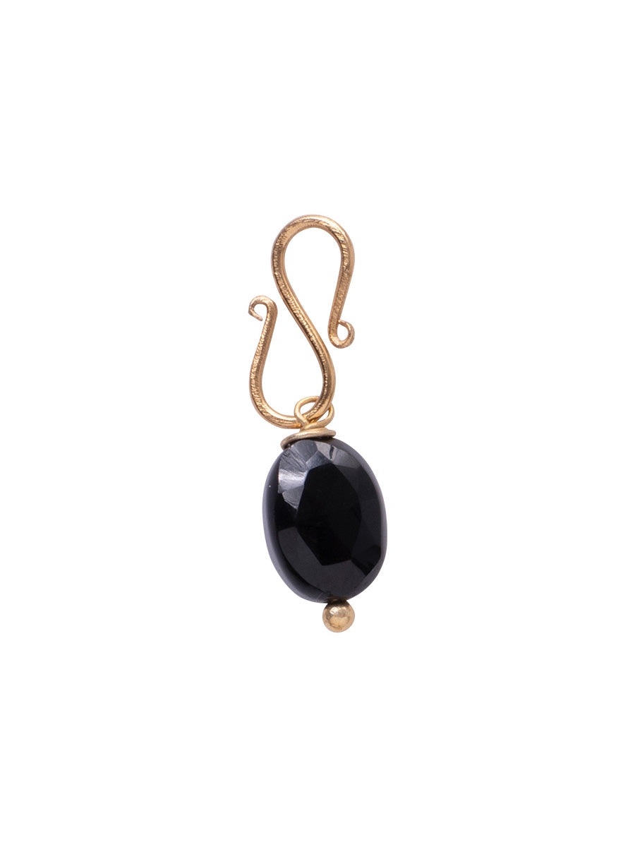 A Beautiful Story Faceted gemstone Black Onyx