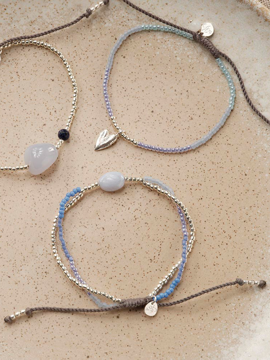 A Beautiful Story Shining Sininen Pitsiakaatti Rannekoru Hopea