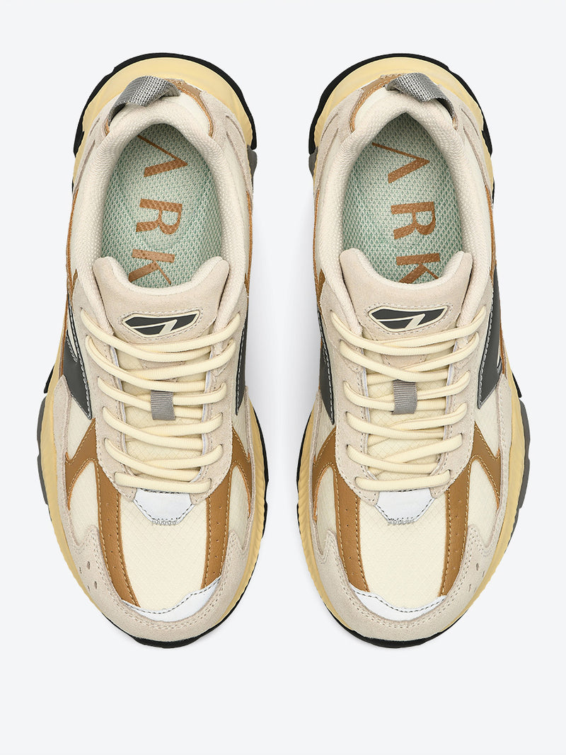 ARKK Copenhagen Forma Runner Light Brown Grey Vintage