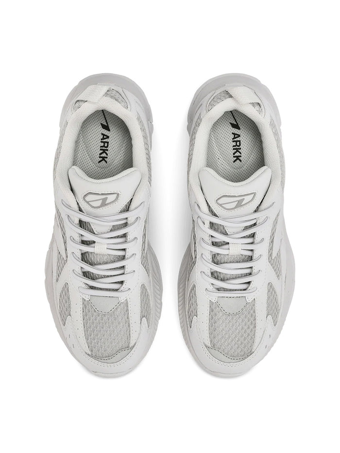 Arkk Copenhagen Forma Runner Triple White Lenkkari Valkoinen
