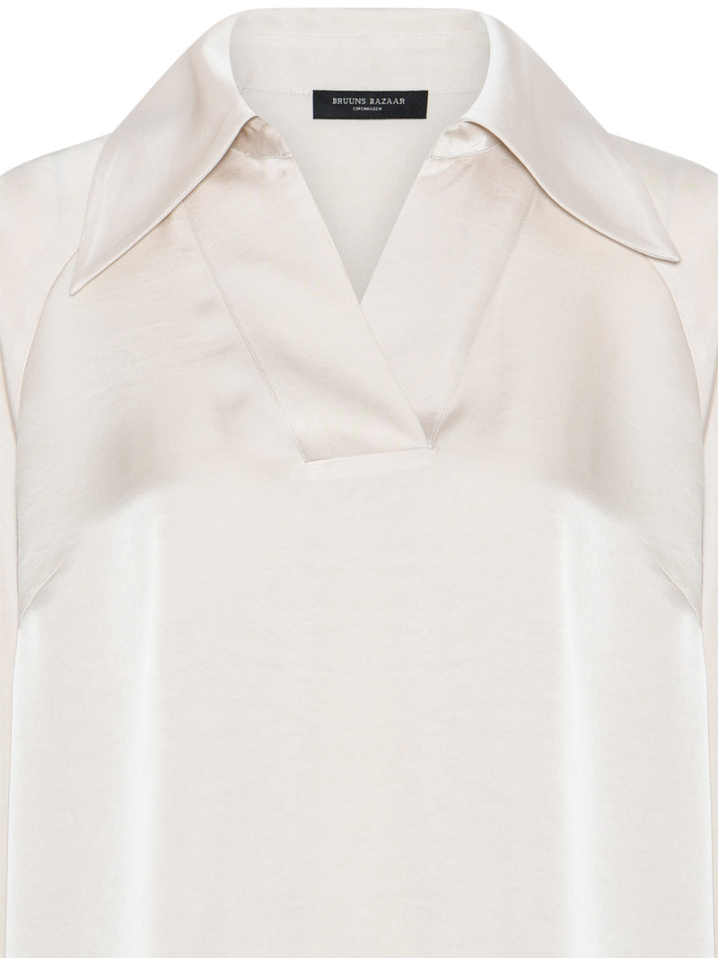 Bruuns Bazaar BeckiaBBKassindra Satiinipusero Kerma/Luonnonvalkoinen