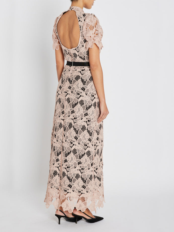 Bruuns Bazaar GeonomaBBSylvana Pitkä Pitsinen Juhlamekko Vaaleanpunainen/Musta