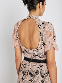 Bruuns Bazaar GeonomaBBSylvana Pitkä Pitsinen Juhlamekko Vaaleanpunainen/Musta