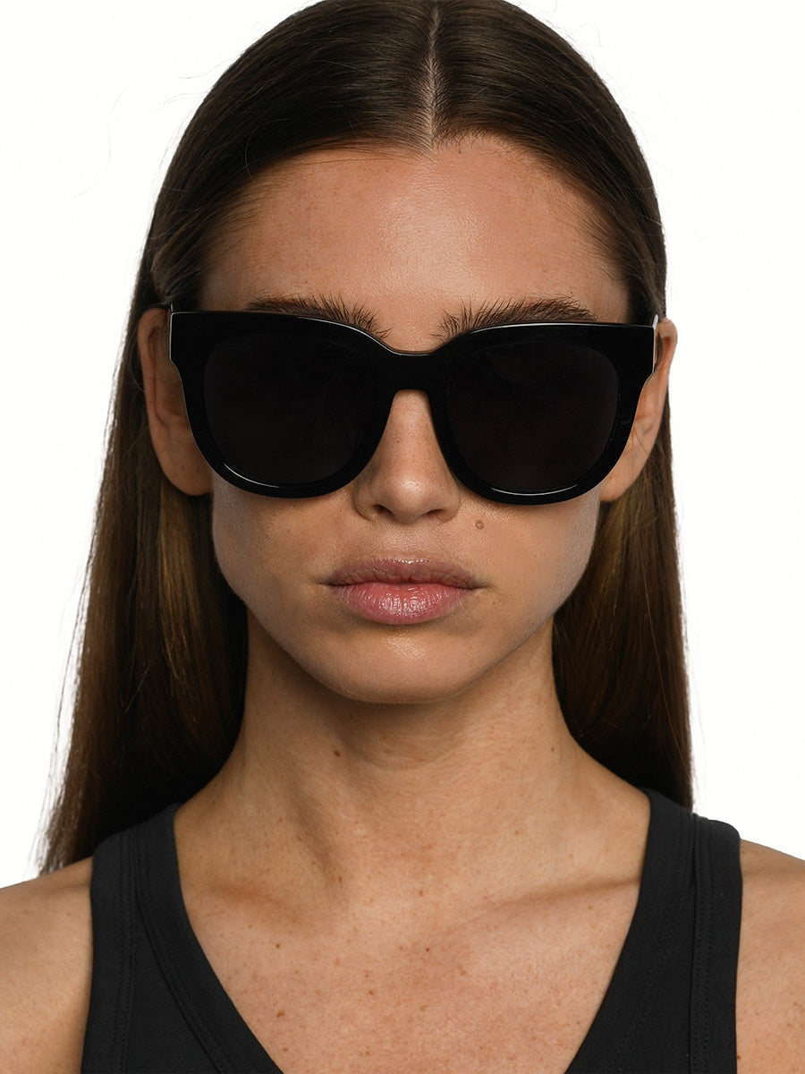 Corlin MONZA black sunglasses aurinkolasit