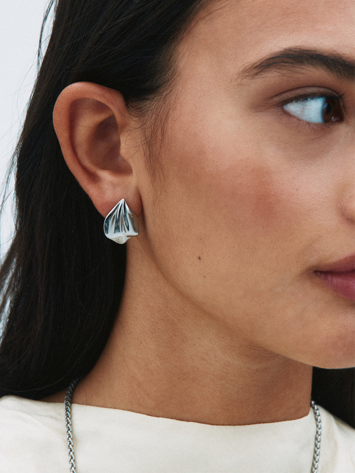 Edblad Petal Korvanapit Hopea