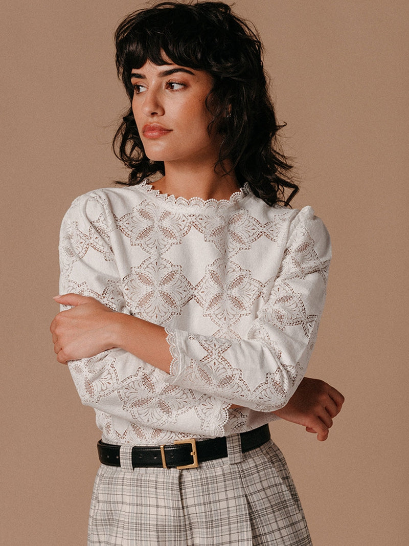 Grace & Mila Leonard Woven Top Ecru