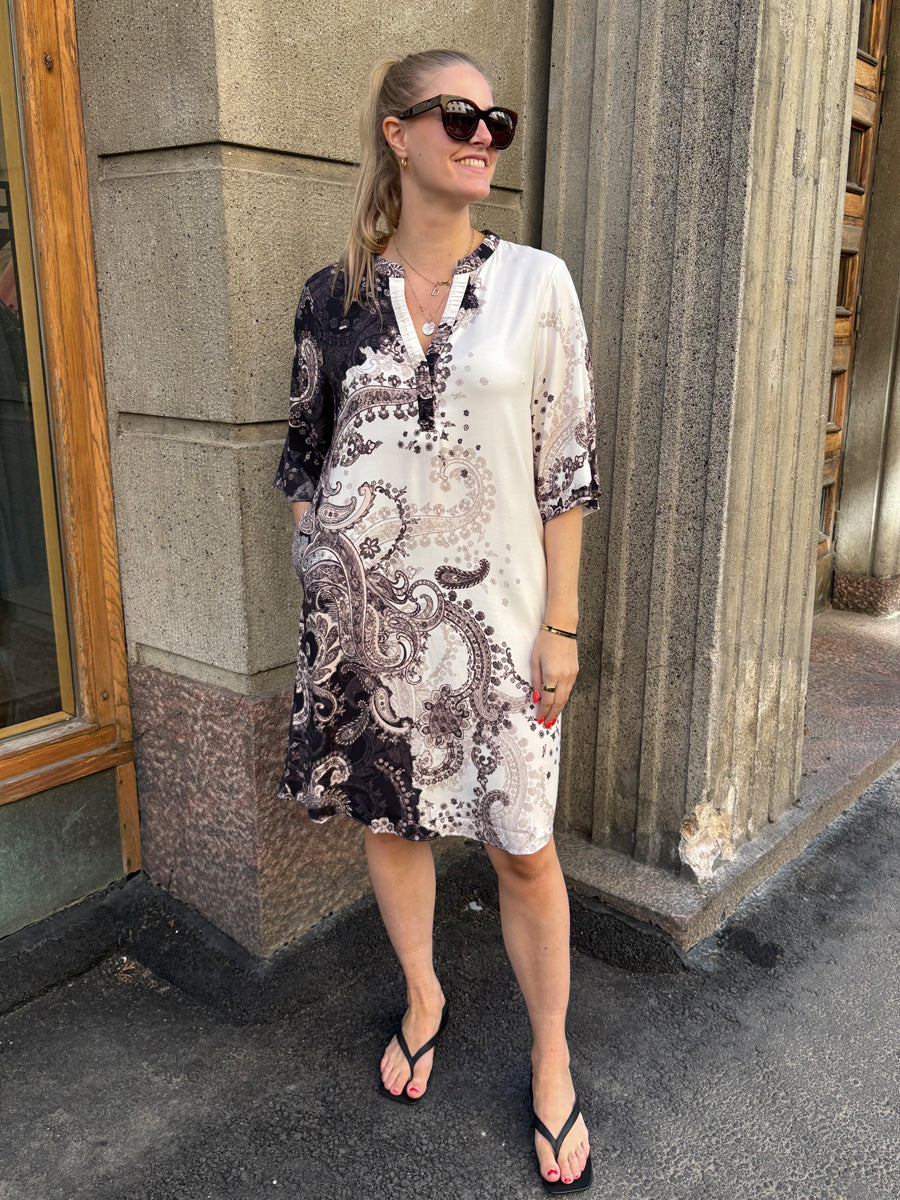 COSTA knee dress