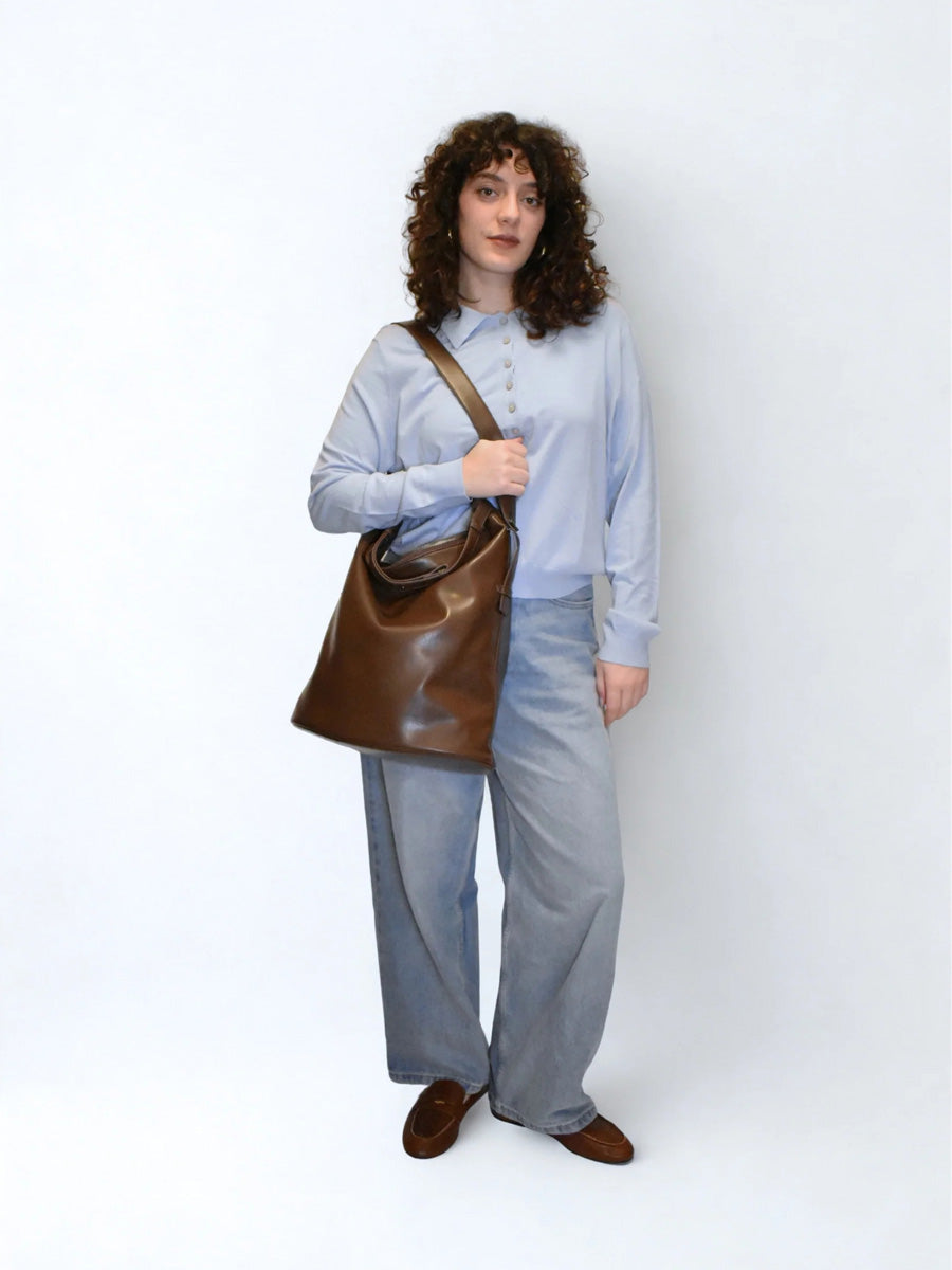 HVISK Emmett Glossy Structure Olkalaukku Ruskea