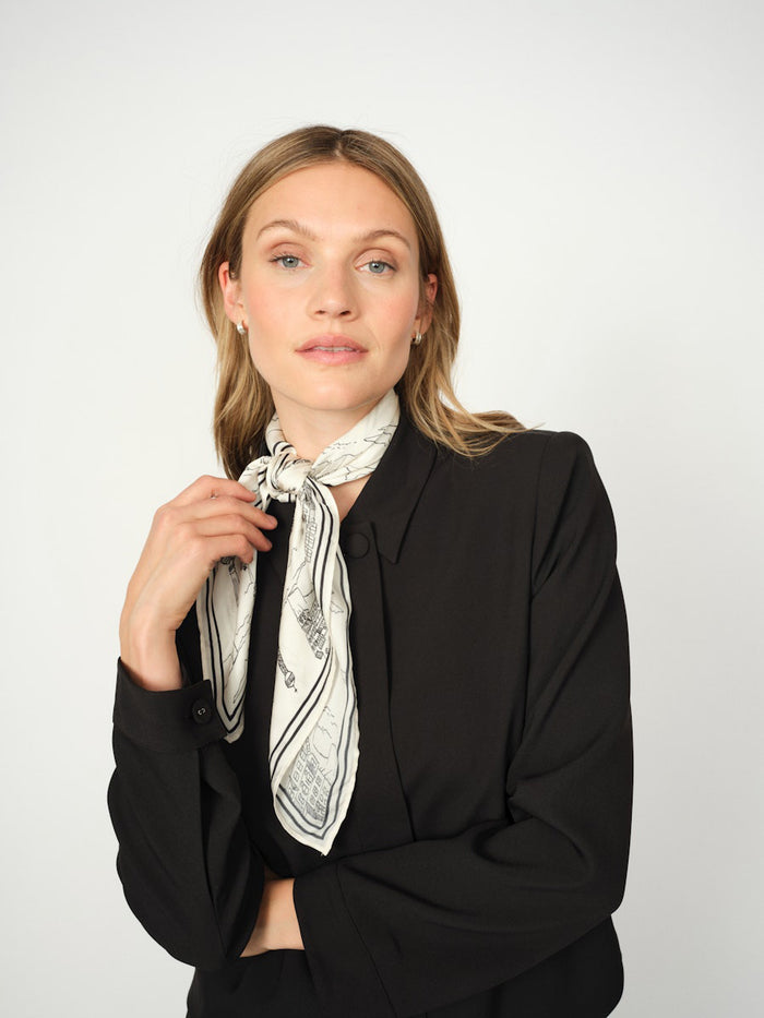 TALE scarf