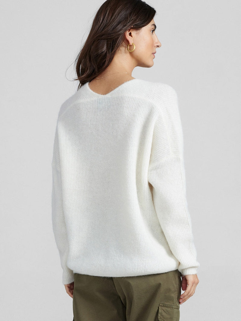 Thora V-Neck Knit Neuleet