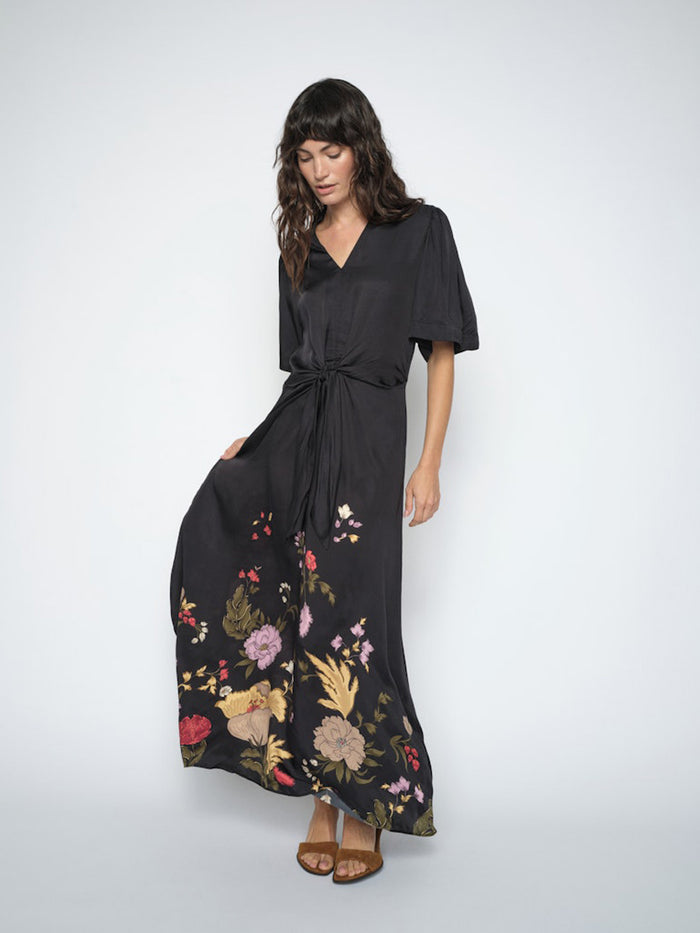 Mos Mosh Wandi Flowwi Mekko Musta