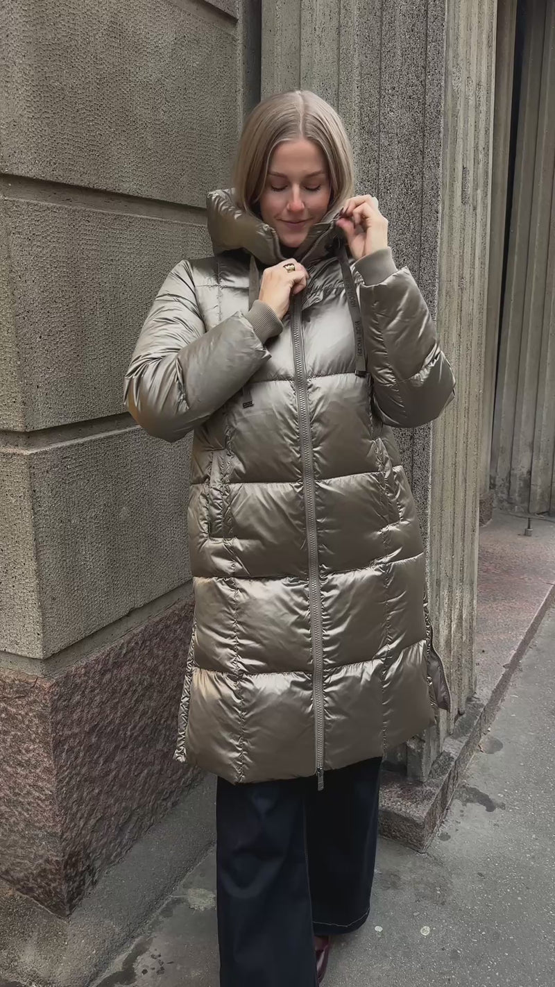 NOVA metallic down jacket