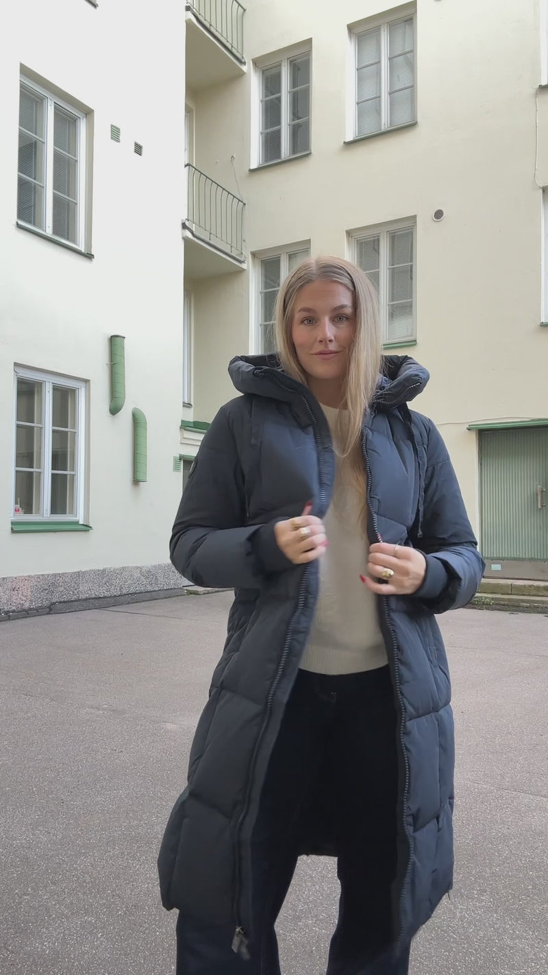 NOVA square down coat