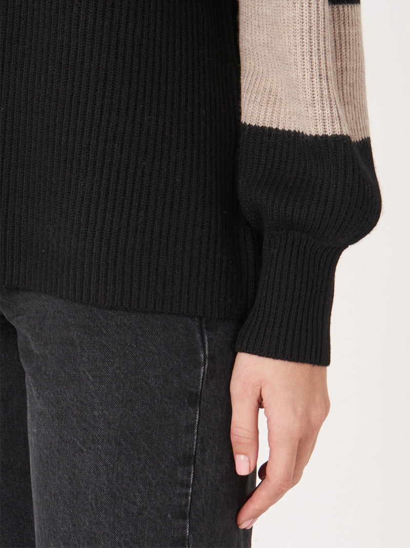 Repeat Cashmere Rollneck sweater Black Stone