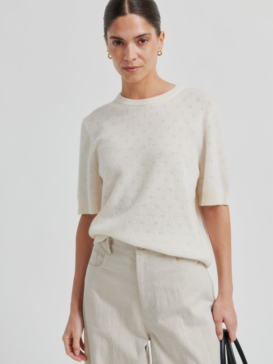 Second Female Amala Lyhythihainen Neule Luonnonvalkoinen