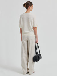 Second Female Amala Lyhythihainen Neule Luonnonvalkoinen