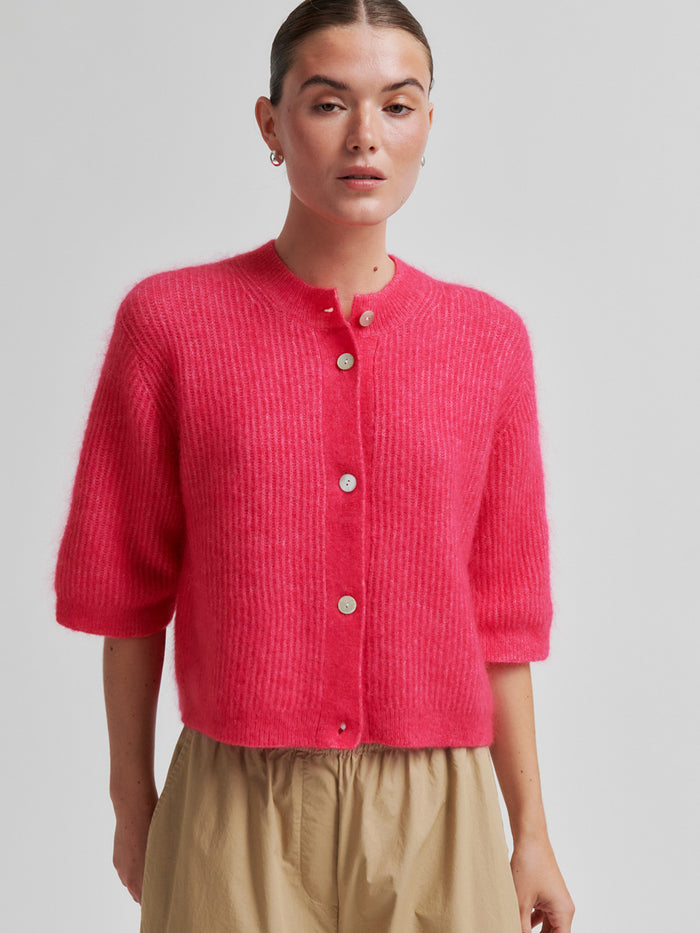 Second Female Andrea Lyhythihainen Neuletakki Pinkki