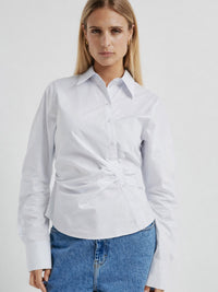 Second Female Hill Paita Valkoinen