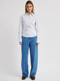 Second Female Hill Paita Valkoinen