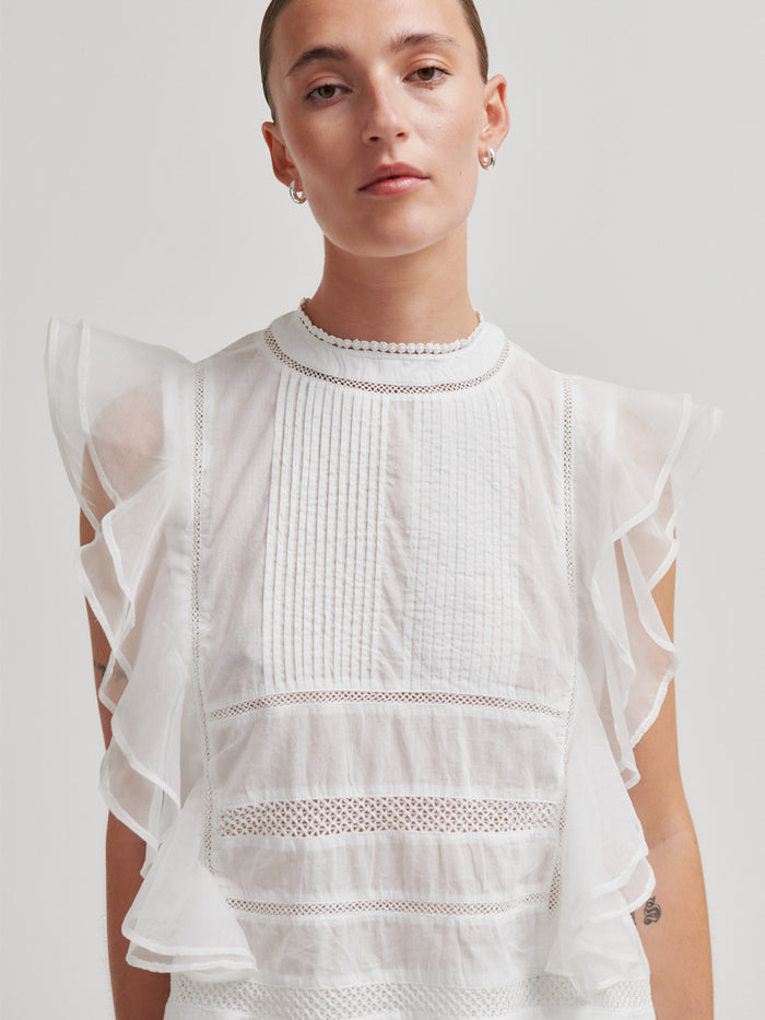 Second Female Kristel Röyhelötoppi Valkoinen