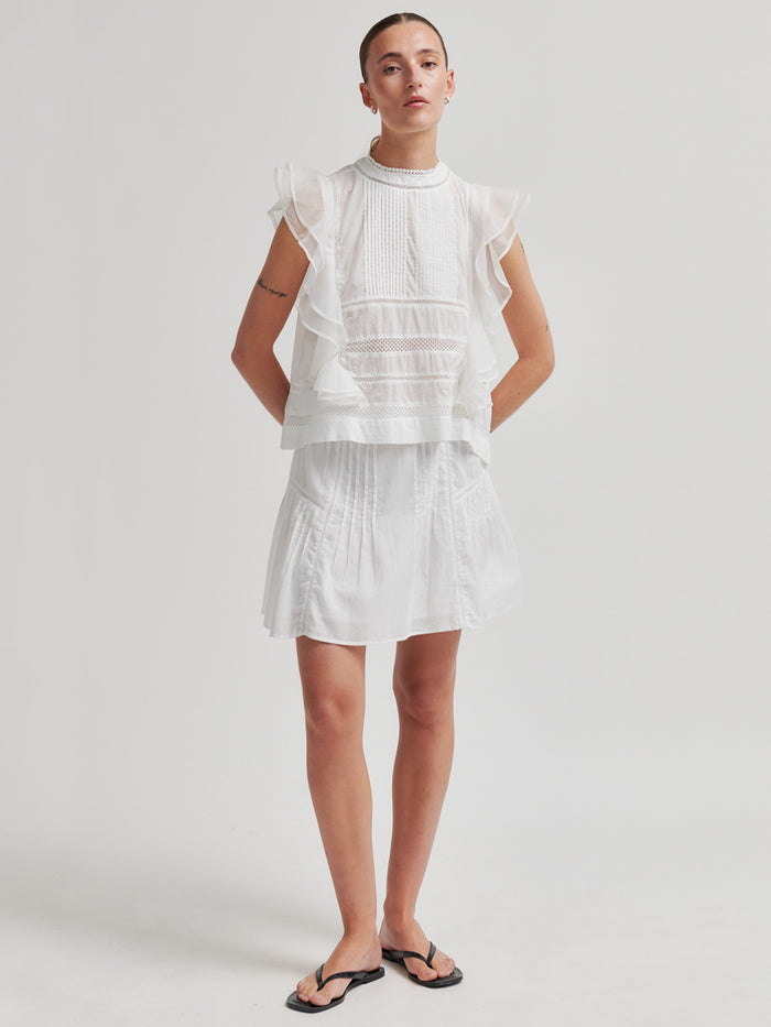 Second Female Kristel Röyhelötoppi Valkoinen