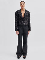 Second Female Luxurious Crop Blazer Black