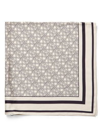 Second Female Monogram Huivi Musta Valkoinen