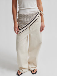 Second Female Monogram Huivi Musta Valkoinen