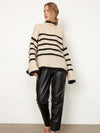 Ovalis Knit T-Neck Neuleet