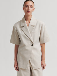 Second Female Santon Bleiseri Beige