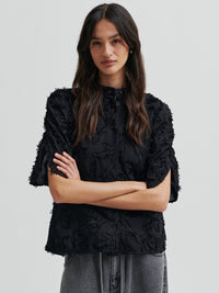 Second Female Seena Hapsupaita Musta