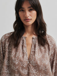 Second Female Sierra Pusero Ruskea