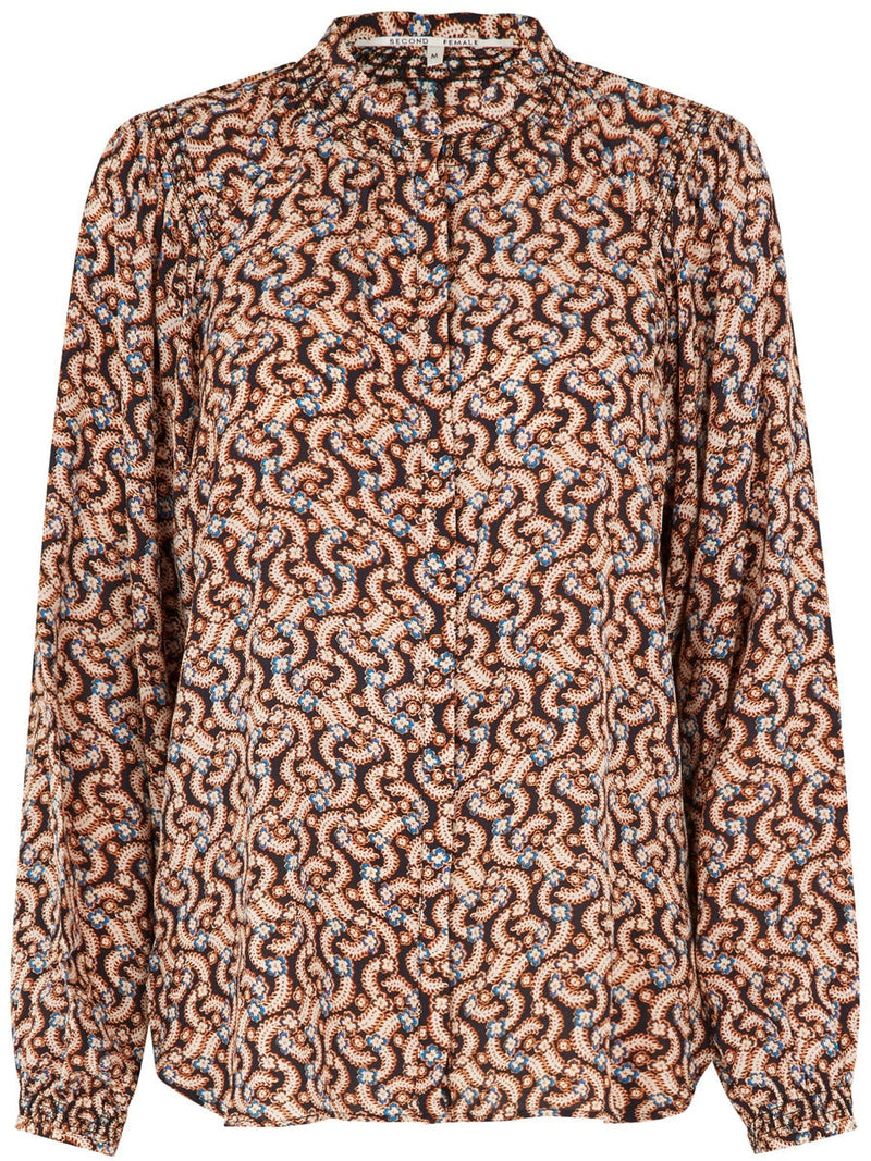Second Female Theo Shirt