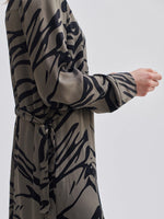 Second Female Zebra Dress Bungee Cord