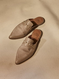 DOHA suede flat