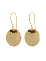 A Beautiful Story PRECIOUS black oonyx gold earrings