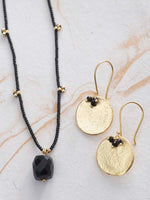 A Beautiful Story PRECIOUS black oonyx gold earrings