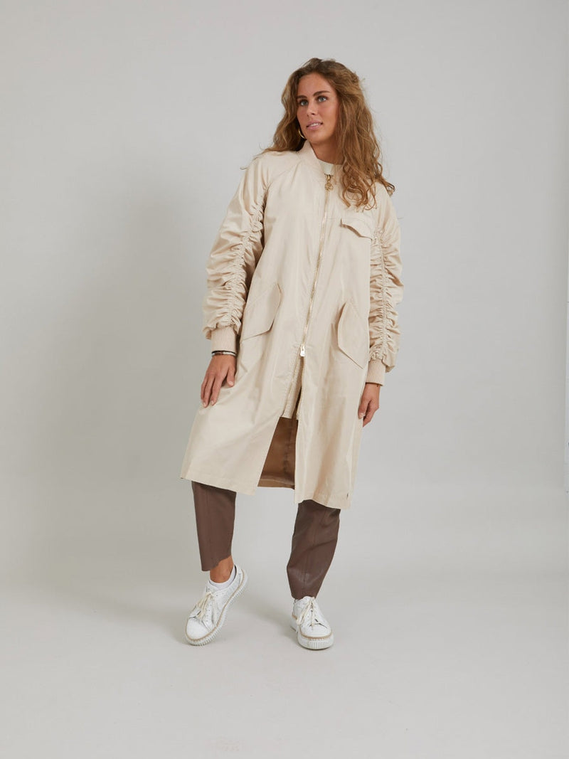 Coster Copenhagen Long bomber jacket Creme